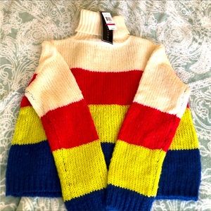 Womens sweater size large, nonsmoking home